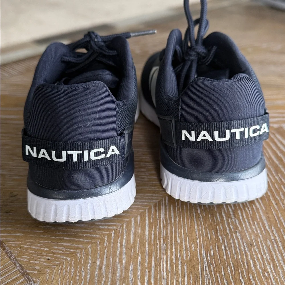 Nautica Manapin Boys Navy Blue/White. Mesh Lace Up athletic Sneakers Size 1